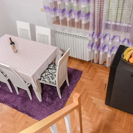 Διαμέρισμα Stan Na Dan Sa Garazom Andel *