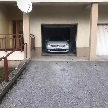 Stan Na Dan Sa Garazom Andel