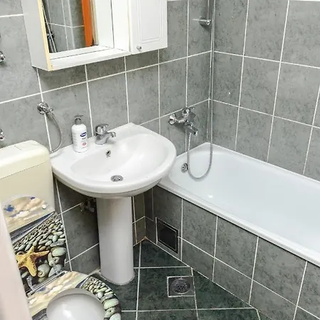Stan Na Dan Sa Garazom Andel