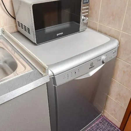 Διαμέρισμα Stan Na Dan Sa Garazom Andel