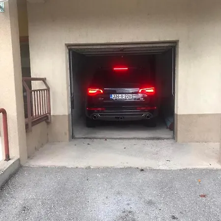 Διαμέρισμα Stan Na Dan Sa Garazom Andel