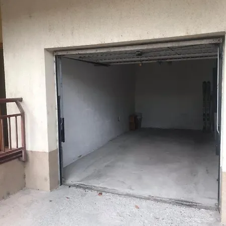 Διαμέρισμα Stan Na Dan Sa Garazom Andel
